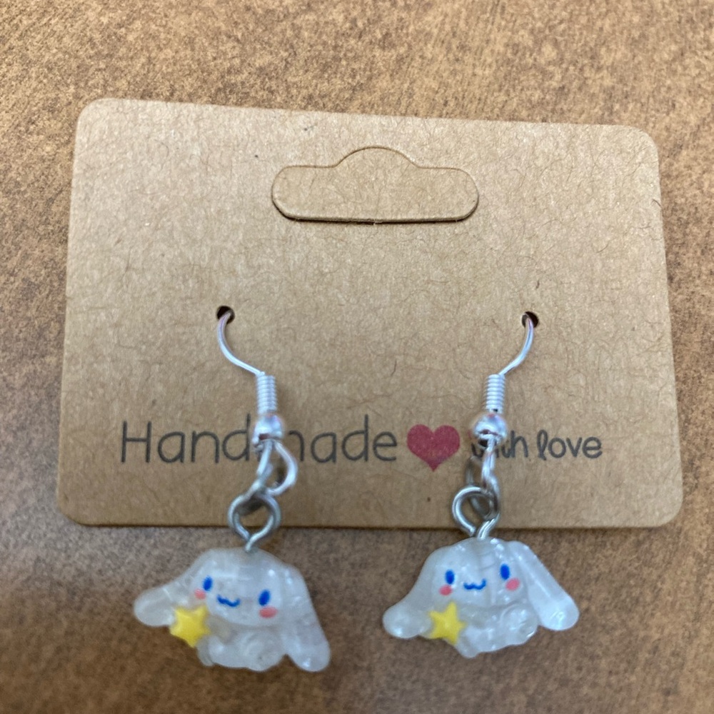 Cinnamoroll earrings